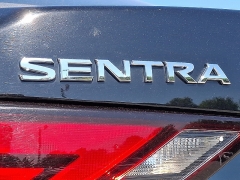 Used 2020  Nissan Sentra 4d Sedan SV at Peters Auto Mall near High Point&comma; NC