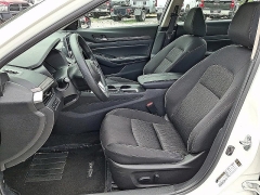 Used 2025  Nissan Altima SV FWD at Peters Auto Mall near High Point&comma; NC