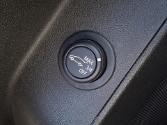 Used 2024  Chevrolet Equinox AWD 4dr LT w&sol;2FL at Peters Auto Mall near High Point&comma; NC