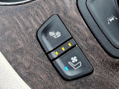 Used 2023  GMC Acadia AWD 4dr Denali at Peters Auto Mall near High Point&comma; NC