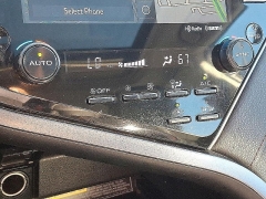 Used 2020  Toyota Camry Hybrid 4d Sedan XLE at Peters Auto Mall near High Point, NC