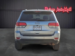 Used 2019  Jeep Grand Cherokee 4d SUV 4WD Laredo at Peters Auto Mall near High Point&comma; NC