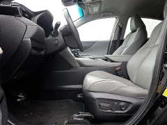 Used 2023  Toyota Venza XLE AWD at Peters Auto Mall near High Point&comma; NC