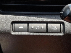 Used 2022 Nissan Altima 2.5 SR Sedan at Peters Auto Mall near High Point, NC