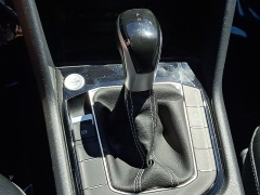 Used 2024  Volkswagen Taos SE FWD at Peters Auto Mall near High Point&comma; NC