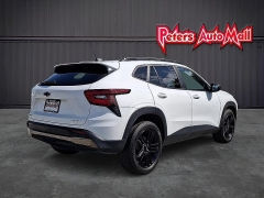 Used 2025  Chevrolet Trax FWD 4dr ACTIV at Peters Auto Mall near High Point&comma; NC