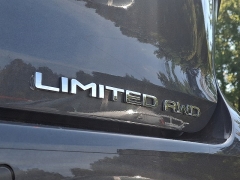 Used 2021  Toyota Highlander Limited FWD at Peters Auto Mall near High Point&comma; NC