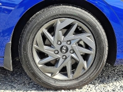 Used 2024  Hyundai Elantra SEL IVT at Peters Auto Mall near High Point&comma; NC