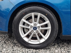 Used 2018  Ford Focus 4d Hatchback SE at Peters Auto Mall near High Point&comma; NC