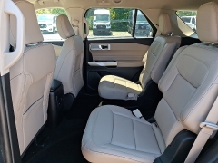 Used 2024  Ford Explorer XLT 4WD at Peters Auto Mall near High Point&comma; NC
