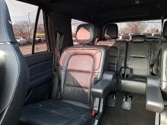 Used 2024  Lincoln Navigator Reserve 4x4 at Peters Auto Mall near High Point&comma; NC