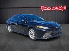 Used 2018  Toyota Camry 4d Sedan XLE at Peters Auto Mall near High Point, NC