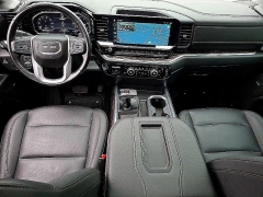 Used 2022  GMC Sierra 1500 4WD Crew Cab 147" Elevation w&sol;3SB at Peters Auto Mall near High Point&comma; NC