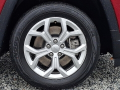 Used 2024  Jeep Compass Latitude 4x4 at Peters Auto Mall near High Point&comma; NC