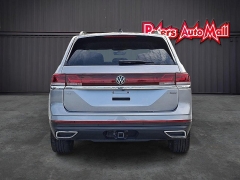 Used 2026  Volkswagen Atlas 2&period;0T SE w&sol;Technology 4MOTION at Peters Auto Mall near High Point&comma; NC