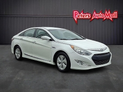  2013 Hyundai Sonata Hybrid 4d Sedan at Peters Auto Mall near High Point, NC