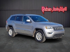  2019 Jeep Grand Cherokee 4d SUV 4WD Laredo at Peters Auto Mall near High Point, NC