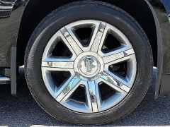Used 2015  Cadillac Escalade ESV 4d SUV 4WD Luxury at Peters Auto Mall near High Point&comma; NC