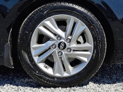 Used 2020  Hyundai Elantra 4d Sedan Value Edition at Peters Auto Mall near High Point&comma; NC