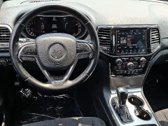 Used 2022  Jeep Grand Cherokee WK Laredo E 4x4 at Peters Auto Mall near High Point&comma; NC