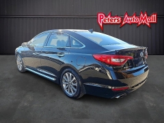 Used 2016  Hyundai Sonata 4d Sedan Limited at Peters Auto Mall near High Point&comma; NC
