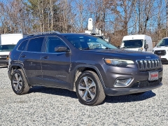  2019 Jeep Cherokee 4d SUV 4WD Limited 3.2L at Peters Auto Mall near High Point, NC