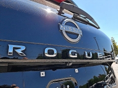 Used 2023  Nissan Rogue AWD SV at Peters Auto Mall near High Point&comma; NC
