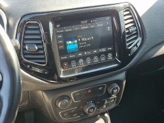 Used 2019  Jeep Compass 4d SUV 4WD Limited at Peters Auto Mall near High Point&comma; NC