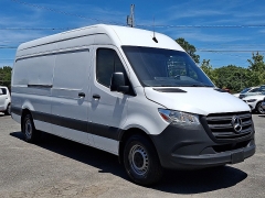  2021 Mercedes-Benz Sprinter Cargo Van 2500 High Roof V6 170