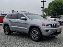 2020 Jeep Grand Cherokee 4d SUV 2WD Limited at Peters Auto Mall near High Point, NC