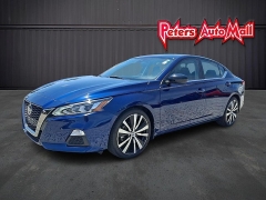 Used 2022 Nissan Altima 2.5 SR Sedan at Peters Auto Mall near High Point, NC