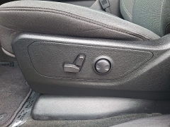 Used 2022  Ram 1500 2WD Big Horn Quad Cab 6'4" Box at Peters Auto Mall near High Point&comma; NC
