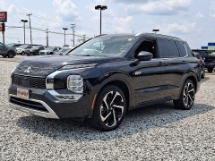 Used 2024  Mitsubishi Outlander Plug-In Hybrid SEL S-AWC at Peters Auto Mall near High Point&comma; NC