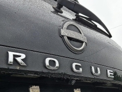 Used 2022  Nissan Rogue FWD SV at Peters Auto Mall near High Point&comma; NC