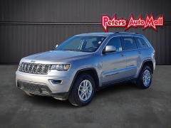 Used 2019  Jeep Grand Cherokee 4d SUV 4WD Laredo at Peters Auto Mall near High Point&comma; NC