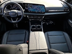 Used 2025  Chevrolet Traverse AWD 4dr LT w&sol;2LT at Peters Auto Mall near High Point&comma; NC