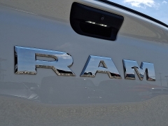 Used 2025  Ram 1500 4WD Big Horn Crew Cab 5'7" Box at Peters Auto Mall near High Point&comma; NC