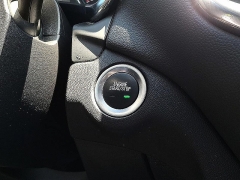 Used 2024  Chevrolet Equinox FWD 4dr LT w&sol;1LT at Peters Auto Mall near High Point&comma; NC