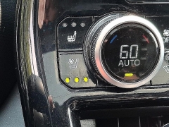 Used 2021  Toyota Highlander Limited FWD at Peters Auto Mall near High Point&comma; NC