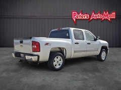 Used 2013  Chevrolet Silverado 1500 4WD Crew Cab LT at Peters Auto Mall near High Point&comma; NC