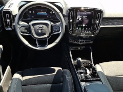 Used 2023  Volvo XC40 B5 AWD Plus Dark Theme at Peters Auto Mall near High Point&comma; NC