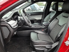 Used 2024  Jeep Compass Latitude 4x4 at Peters Auto Mall near High Point&comma; NC