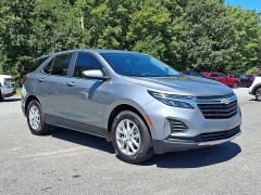  2024 Chevrolet Equinox FWD 4dr LT w/1LT at Peters Auto Mall near High Point, NC