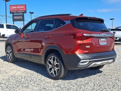 Used 2021  Kia Seltos 4d SUV AWD S Turbo at Peters Auto Mall near High Point&comma; NC