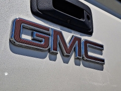 Used 2014  GMC Sierra 1500 4WD Crew Cab SLE at Peters Auto Mall near High Point&comma; NC