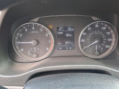 Used 2017  Hyundai Elantra 4d Sedan SE Auto at Peters Auto Mall near High Point&comma; NC