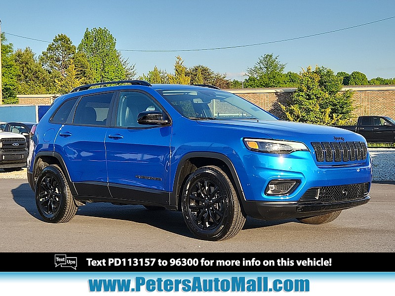 Used 2023  Jeep Cherokee Altitude Lux 4x4 at Peters Auto Mall near High Point, NC