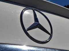 Used 2019  Mercedes-Benz E-Class 4d Sedan E300 at Peters Auto Mall near High Point&comma; NC
