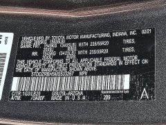 Used 2021  Toyota Highlander Limited FWD at Peters Auto Mall near High Point&comma; NC