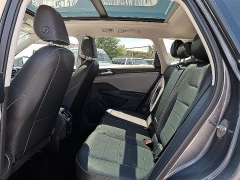 Used 2024  Volkswagen Taos SE FWD at Peters Auto Mall near High Point&comma; NC